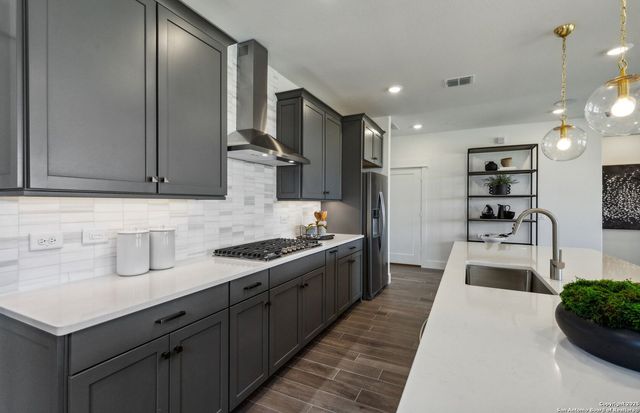 2268 NAMBOCA AVE, New Braunfels, TX 78132