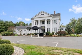 135 Cooper Street, Agawam, MA 01001