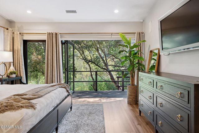 17 Sherwood Drive, Westlake Village, CA 91361