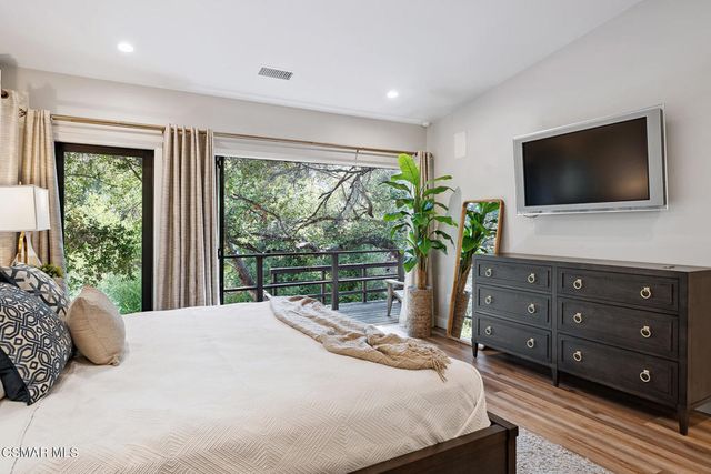 17 Sherwood Drive, Westlake Village, CA 91361