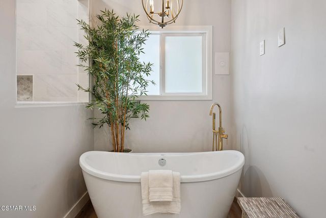 17 Sherwood Drive, Westlake Village, CA 91361