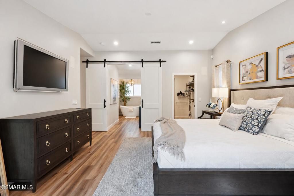 17 Sherwood Drive, Westlake Village, CA 91361