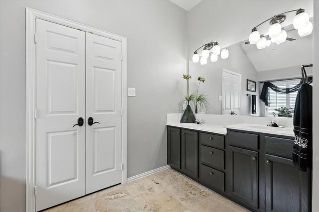 1617 Matterhorn Way, Lewisville, TX 75077