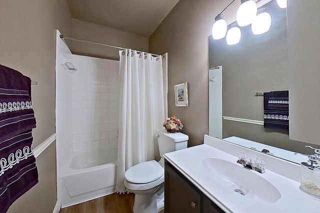 1617 Matterhorn Way, Lewisville, TX 75077