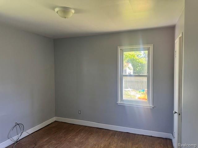26648 Schoenherr Road, Warren, MI 48089