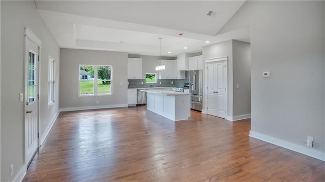 716 Chestnut Avenue, Osawatomie, KS 66064