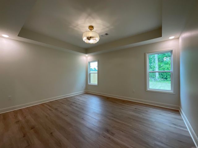 1005 N Jeff Davis Avenue, Jacksonville, AR 72076