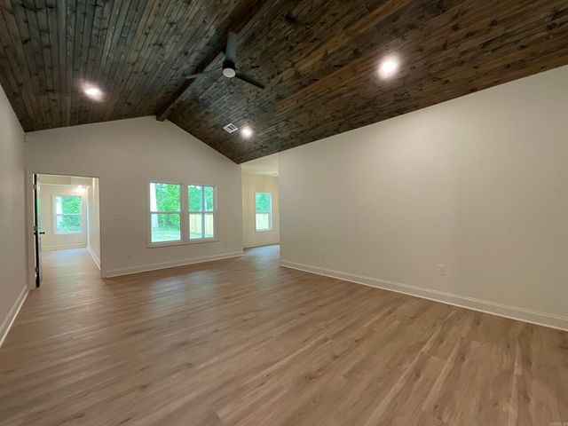 1005 N Jeff Davis Avenue, Jacksonville, AR 72076