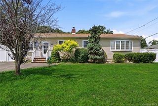 74 Tree Road, Centereach, NY 11720