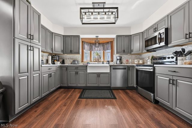 6686 Mahoning Avenue NE, Alliance, OH 44601