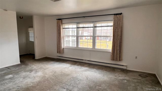 72 Enfield Court A, Ridge, NY 11961