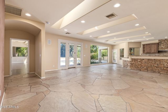 3342 E SUNCREST Court, Phoenix, AZ 85044