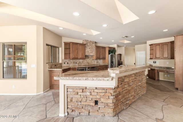 3342 E SUNCREST Court, Phoenix, AZ 85044