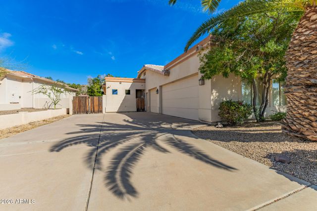 3342 E SUNCREST Court, Phoenix, AZ 85044