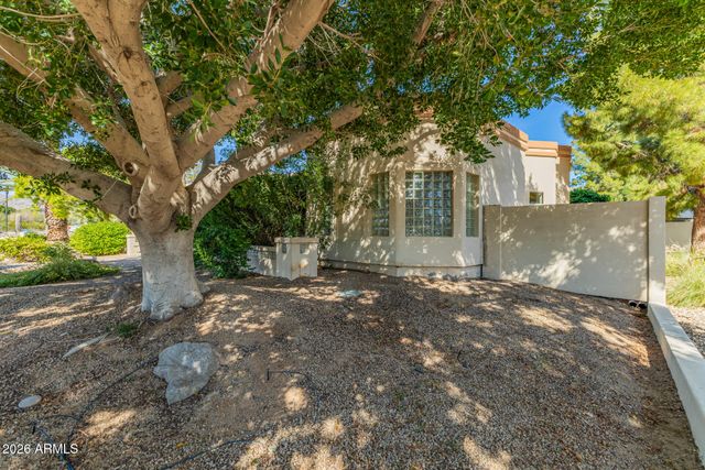 3342 E SUNCREST Court, Phoenix, AZ 85044