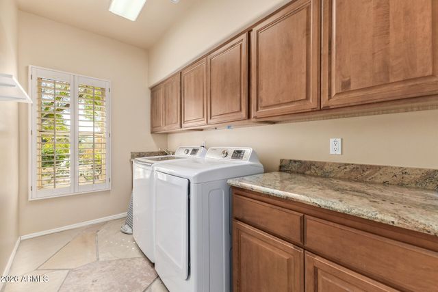 3342 E SUNCREST Court, Phoenix, AZ 85044