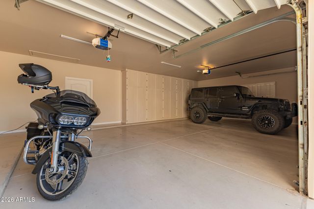 3342 E SUNCREST Court, Phoenix, AZ 85044