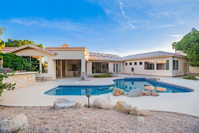 3342 E SUNCREST Court, Phoenix, AZ 85044