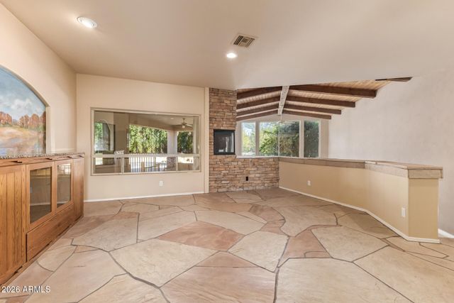 3342 E SUNCREST Court, Phoenix, AZ 85044