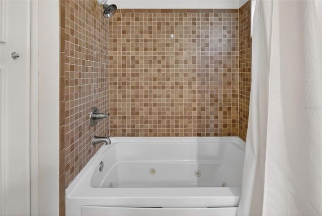 342 S CLAYTON STREET, Mount Dora, FL 32757