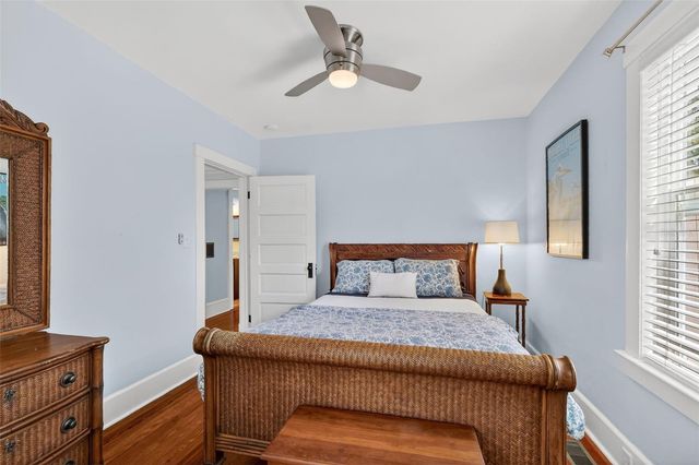 342 S CLAYTON STREET, Mount Dora, FL 32757