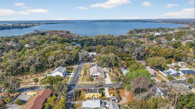 342 S CLAYTON STREET, Mount Dora, FL 32757