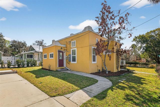 342 S CLAYTON STREET, Mount Dora, FL 32757