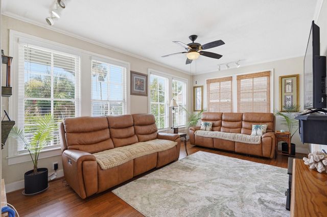 1020 Broadway Street, Galveston, TX 77550