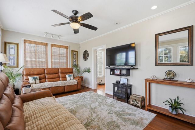 1020 Broadway Street, Galveston, TX 77550