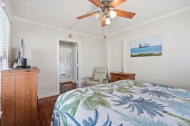 1020 Broadway Street, Galveston, TX 77550