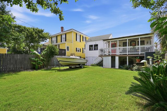 1020 Broadway Street, Galveston, TX 77550
