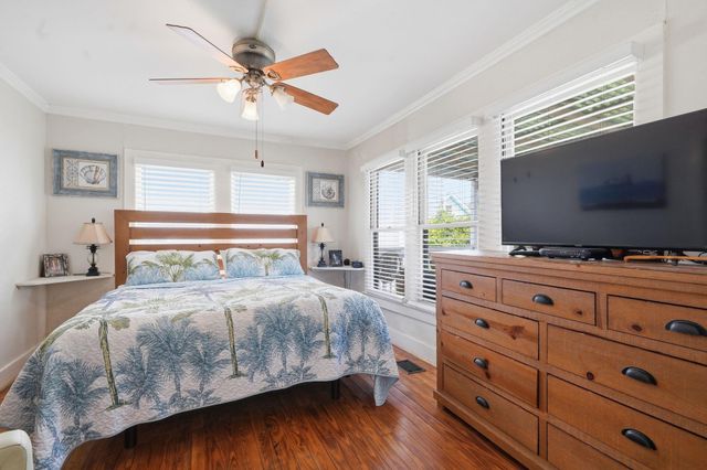 1020 Broadway Street, Galveston, TX 77550