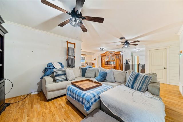 135 Granby Pl, Portland, TX 78374