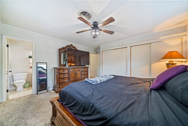 135 Granby Pl, Portland, TX 78374