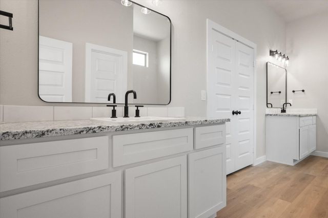 1410 E 29th Street, Wolfforth, TX 79382