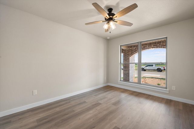 1410 E 29th Street, Wolfforth, TX 79382