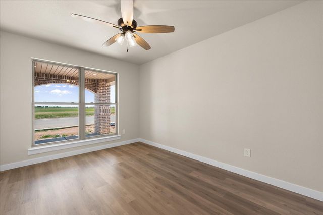 1410 E 29th Street, Wolfforth, TX 79382