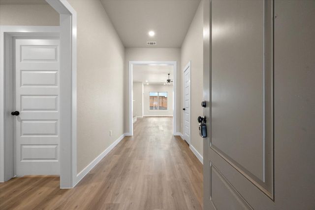 1410 E 29th Street, Wolfforth, TX 79382