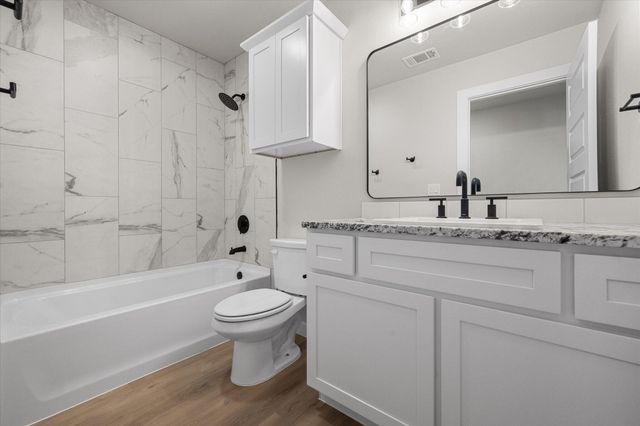 1410 E 29th Street, Wolfforth, TX 79382