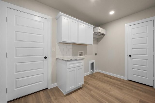 1410 E 29th Street, Wolfforth, TX 79382