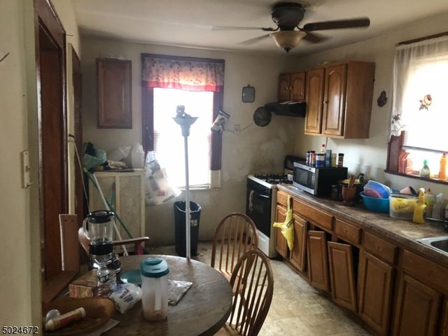 124 Laurel Ave, Irvington Twp., NJ 07111