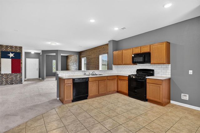 2429 Abbot Brook Drive, Rosharon, TX 77583