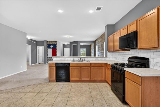 2429 Abbot Brook Drive, Rosharon, TX 77583