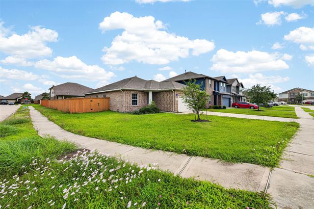 2429 Abbot Brook Drive, Rosharon, TX 77583