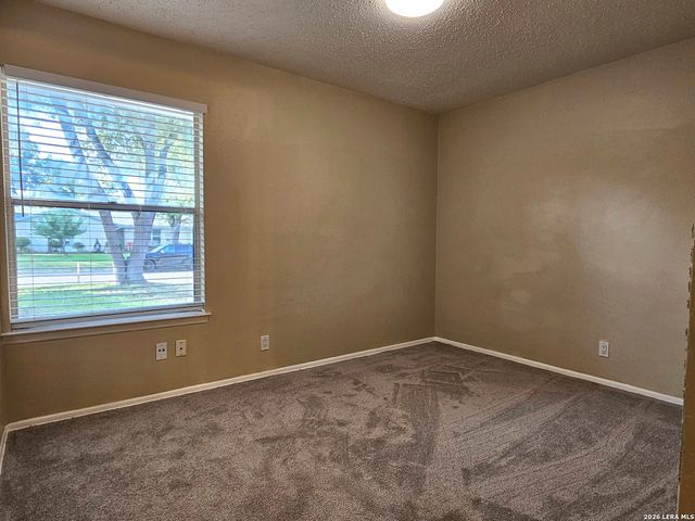6707 SPRING FOREST ST, San Antonio, TX 78249