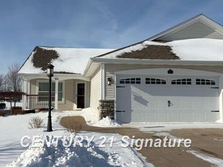 84 Tuscany Circle, Saginaw, MI 48603