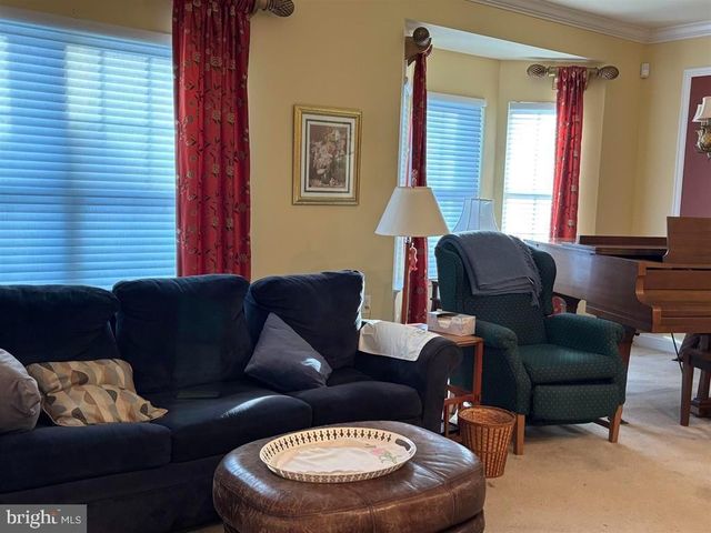 346 SUNFLOWER DR, Egg Harbor Township, NJ 08234