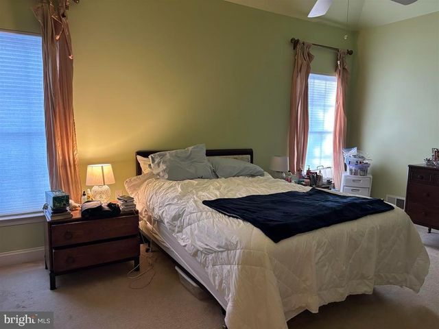 346 SUNFLOWER DR, Egg Harbor Township, NJ 08234