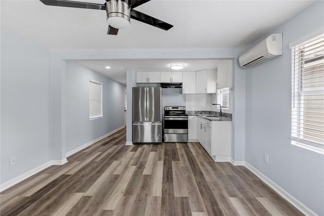 2410 E COLUMBUS DRIVE, Tampa, FL 33605