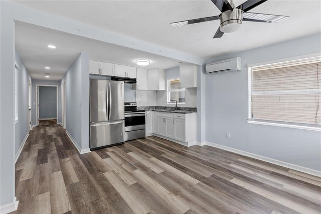 2410 E COLUMBUS DRIVE, Tampa, FL 33605